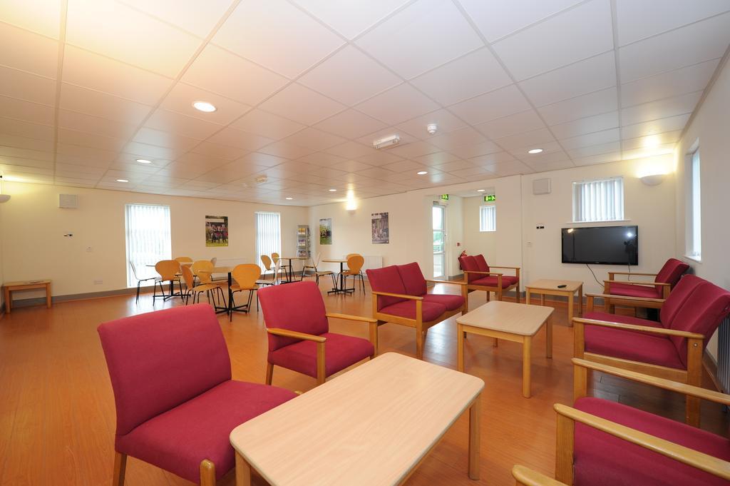 Armagh City Youth Hostel חדר תמונה